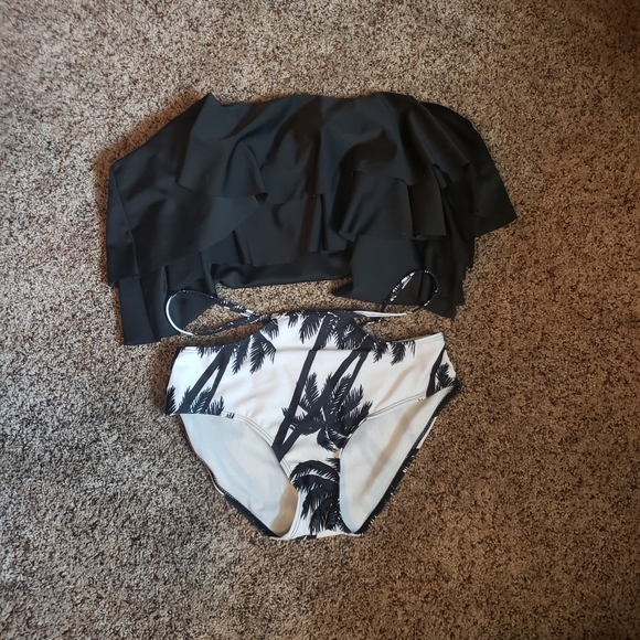 unknown Other - Nwot bathing suit padded bikini mediumoff shoulder